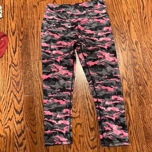 Capri running pants Reebok small
